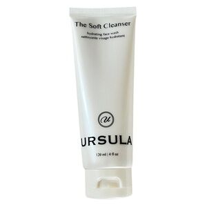 URSULA | NWT THE SOFT CLEANSER FACE WASH